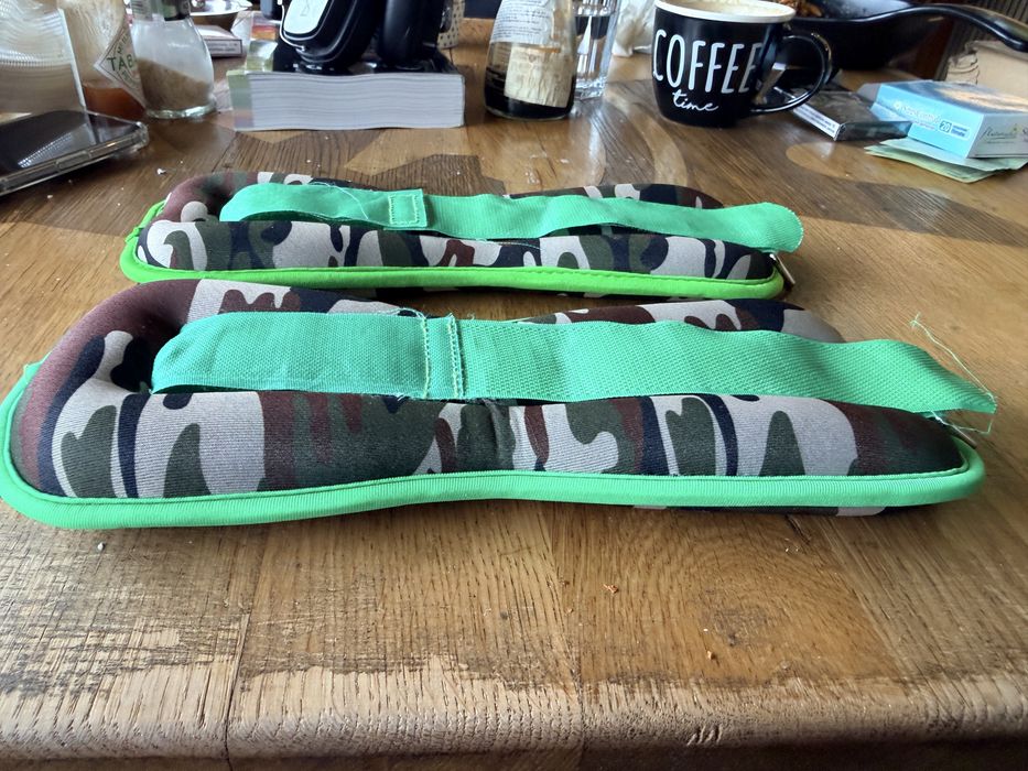 Set greutati incheieturi maini picioare glezne 2x1 kg=2 kg. Pret 50 le