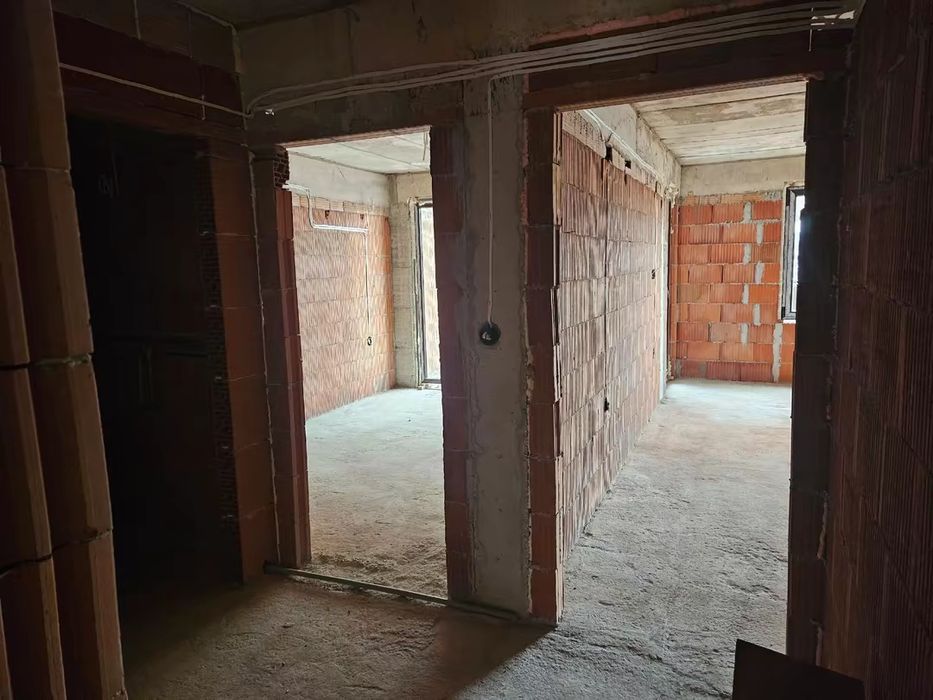 Продава се Двустаен апартамент в Свиленград - 68 кв.м за 561 €/кв.м - Снимка #4