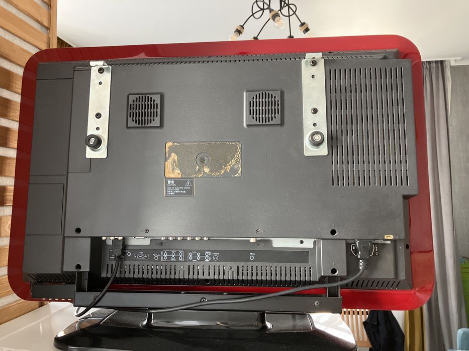 Продам телевизор