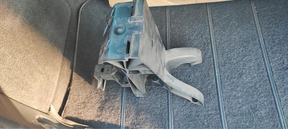 Подлакътник за Ford Focus ZX3/MK1