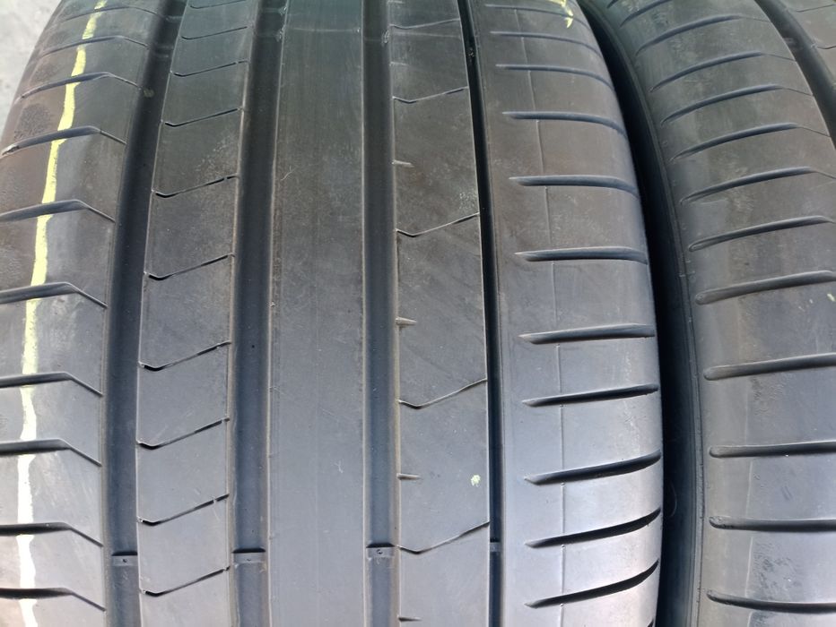 2 anvelope RunFlat de vara Pirelli 315/35 R21 dot 4319