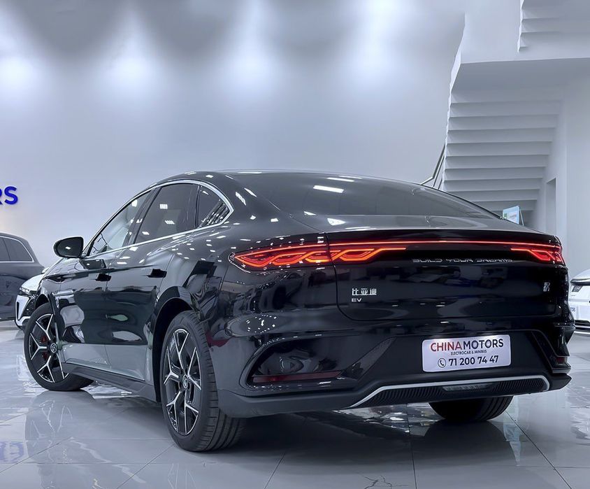 BYD HAN   oq qora variantlar, kafolatlar bilan va servislar bilan