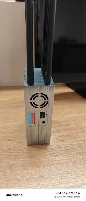 Глушитель или блокировщик сигнала GSM, WI FI и другие