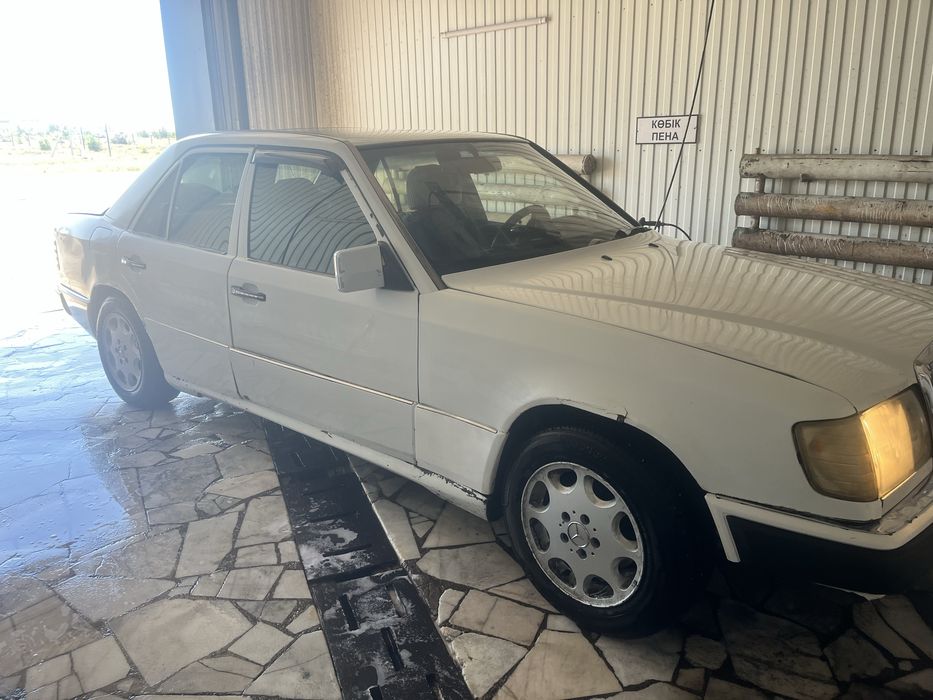 Продам мерседес 124, торг имеется