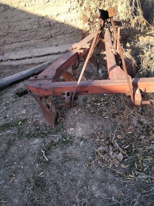 Плуг 4-корпусной для ДТ-75