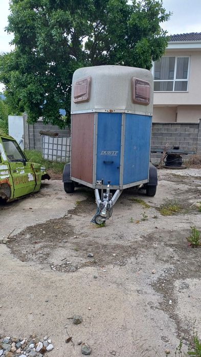 Продавам ремарке за коне и мотоциклети Boeckmann sdah viehtransporter внос от Германия