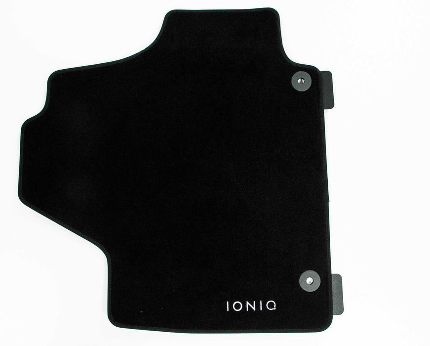 Стелки за Хюндай IONIQ Оригинални Чисто Нови Мокетни Черни