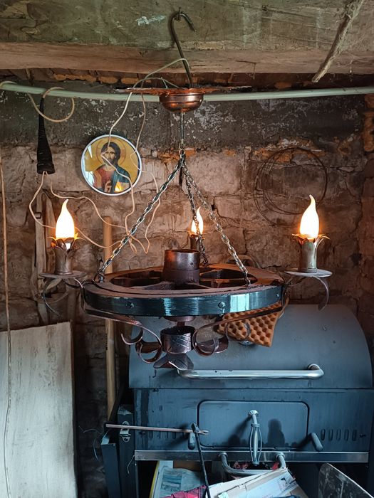 Колело от каруца полилей