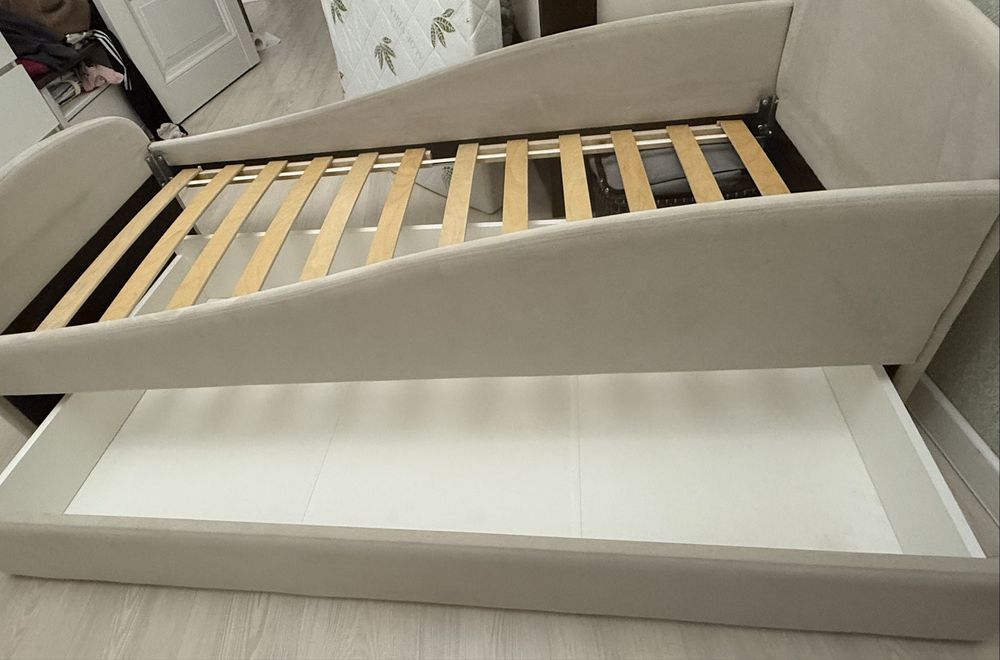 Продам детскую кровать