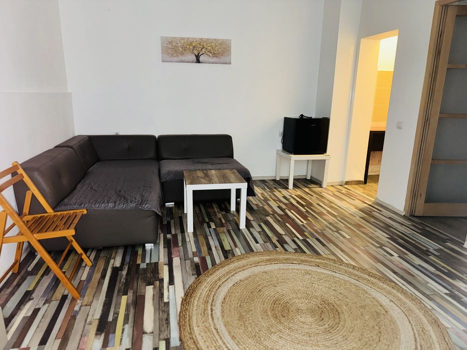 Cazare muncitori Brasov -parcare si utilitati incluse 50 lei