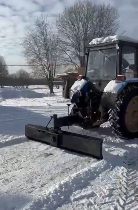 Отвал комунальный снегоуборочный