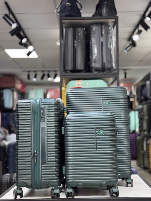 Супер скидки на большие чемоданы