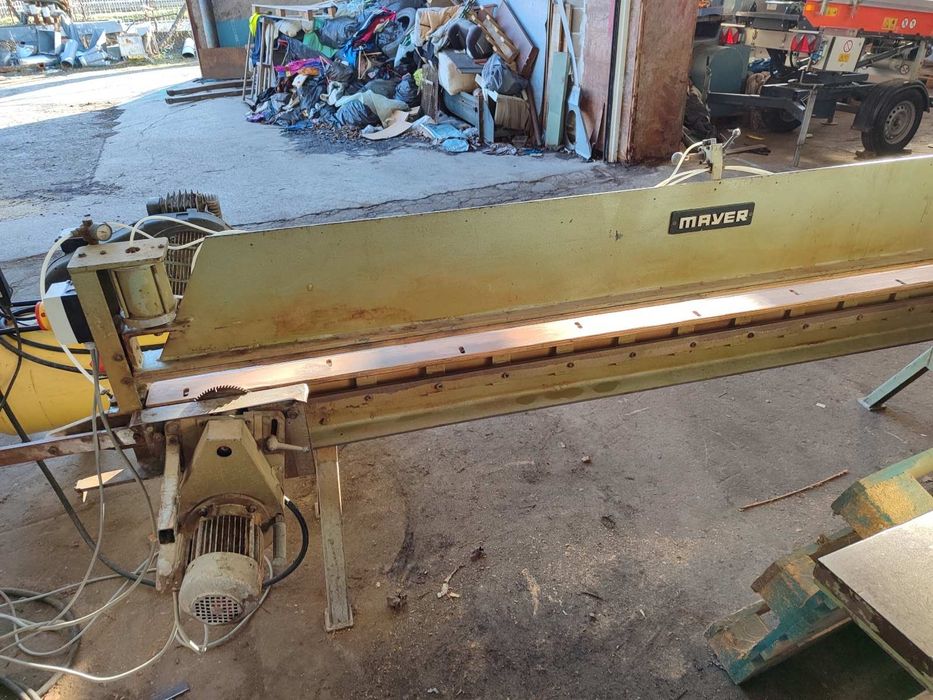 ръчна машина за рязане на фурнир 3100мм.