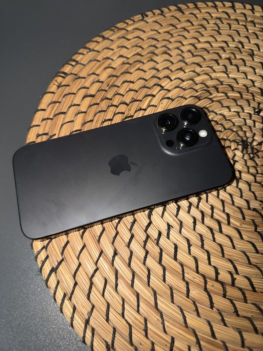 Продам Iphone 15 pro max