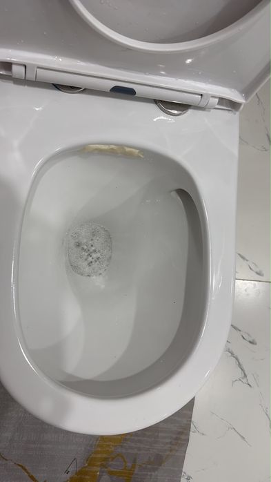 НОВЫЙ УНИТАЗ (нам не подошел размер)