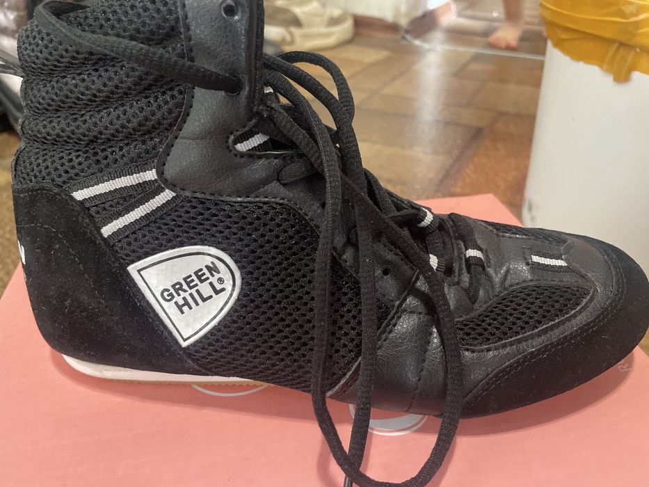 Продам боксерки р 37