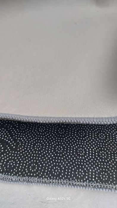 Килим чисто бял  200 на 300