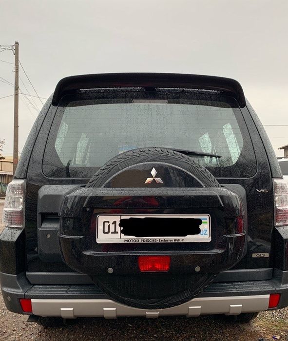 Mitsubishi Pajero GLS