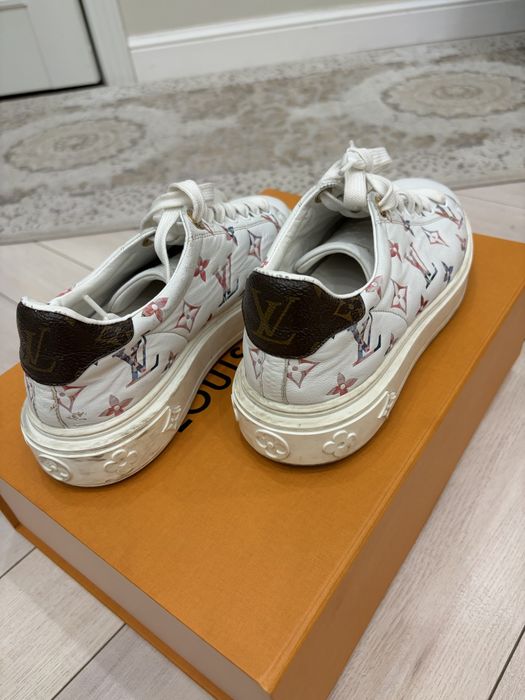 LV Trainer Louis Vuitton
