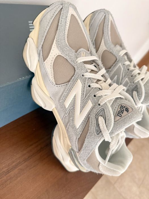 Чисто нови маратонки New Balance 9060