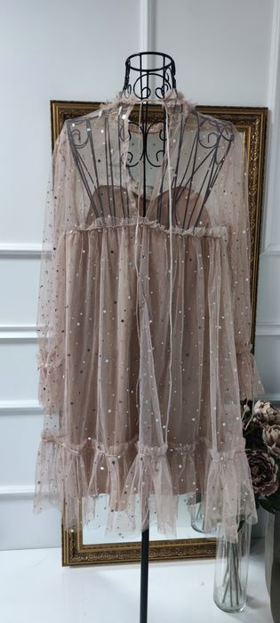 Дизайнерска рокля от тюл на звездички L размер