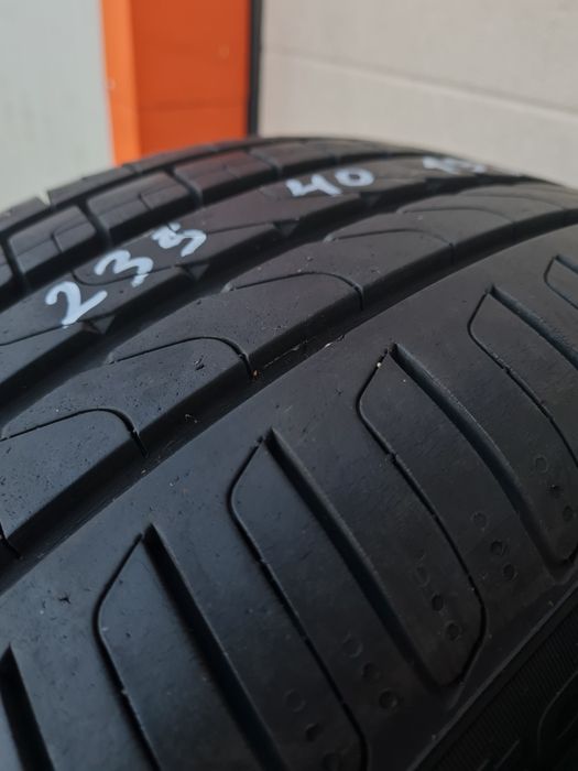 Летни гуми 2 броя PIRELLI Cinturato P7 235 40 R19 дот 1818