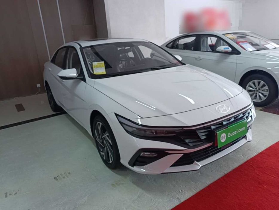 Hyundai Elantra 1.5L CVT GLX Elite Edition