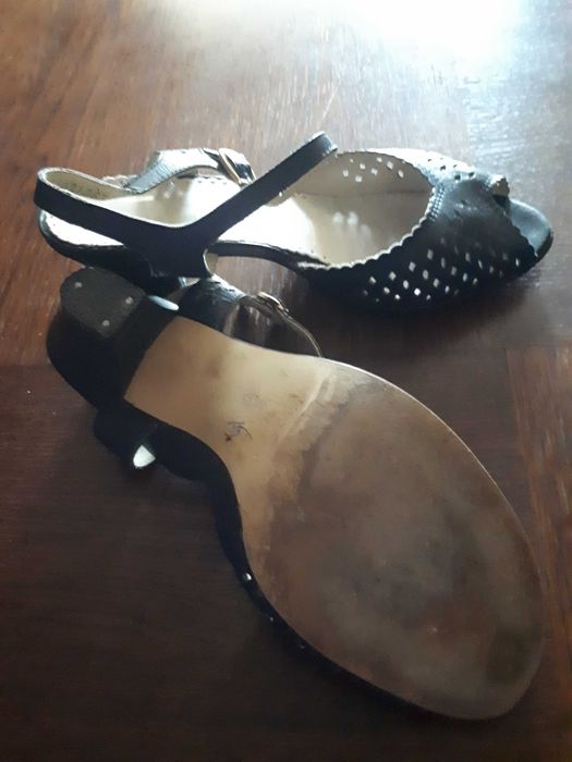 Sandale ajurate, bleumarin, din piele naturală cu toc de 5 cm