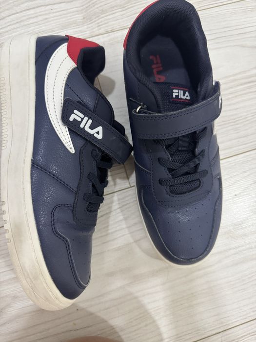 Кроссовки 38 размера