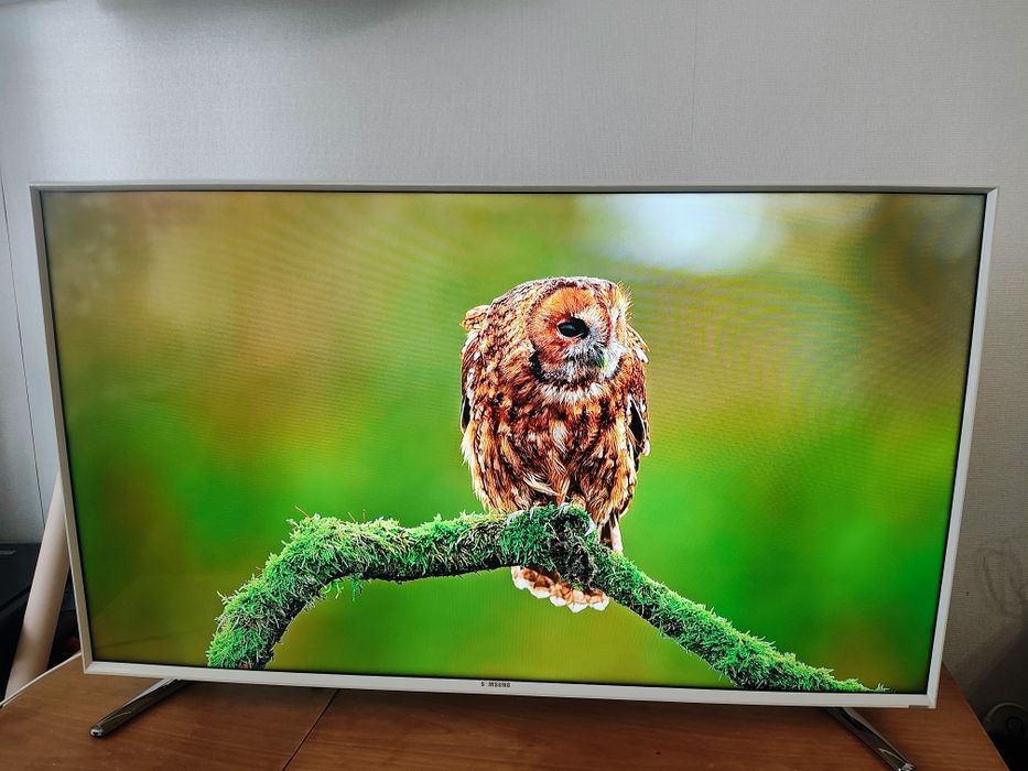 Продам телевизор Samsung UE40H6410AU