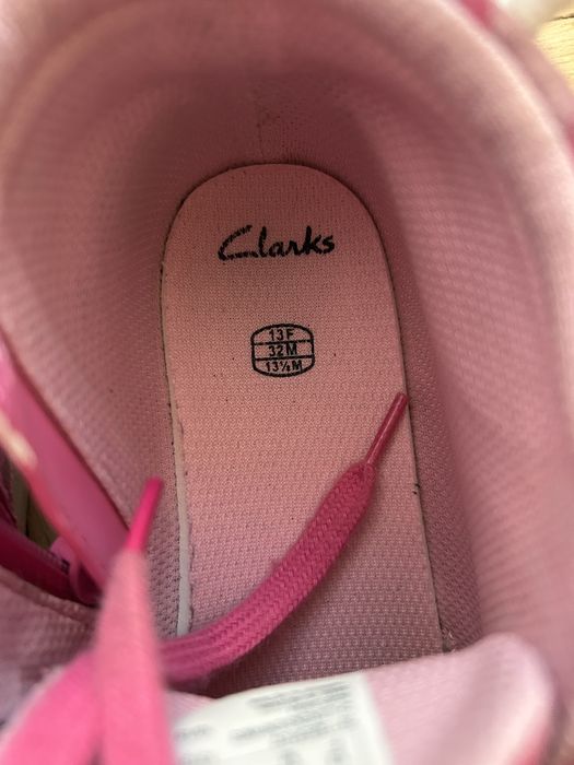 Боти за момиче размер 32 Clarks
