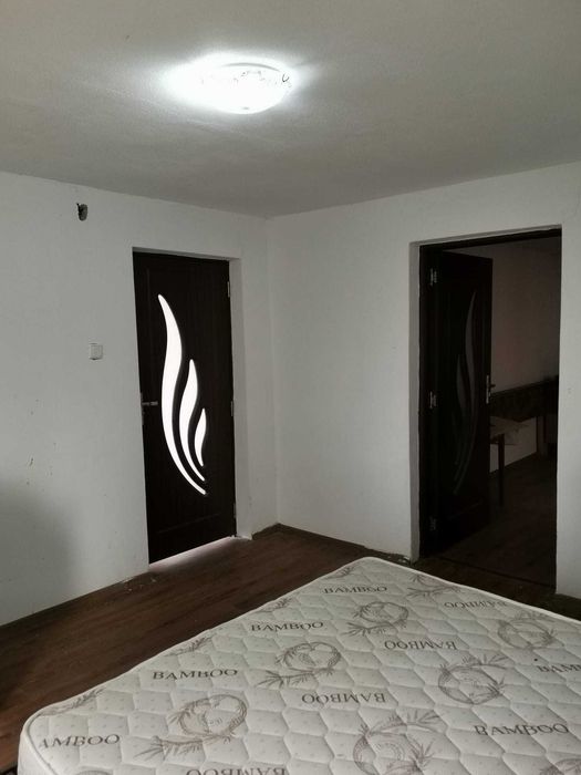 Casa renovata 172 mp + teren  1365 mp in Racarii de sus, oras Filiasi