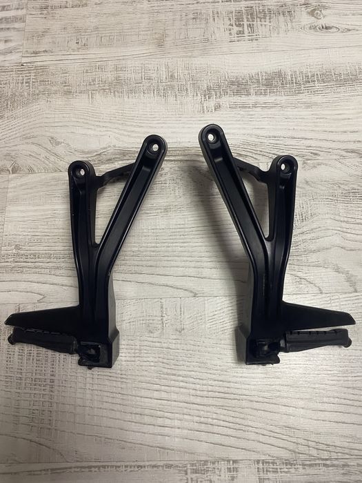 Scarițe pasager si oglinzi ktm rc125