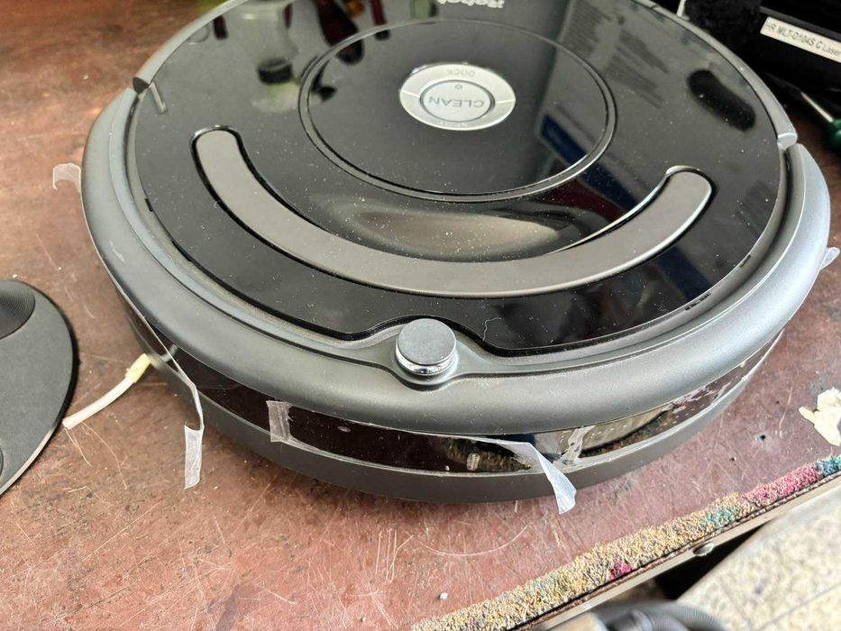 Прахосмукачка робот RUMBA 671