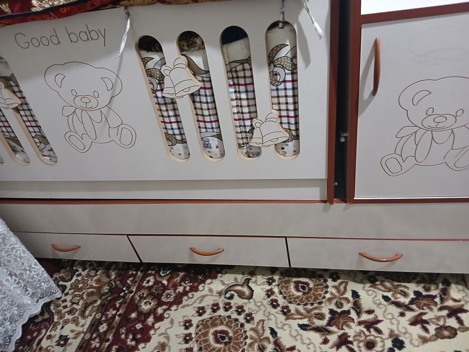 BOLALAR uchun mo'ljallangan divan+belanchak