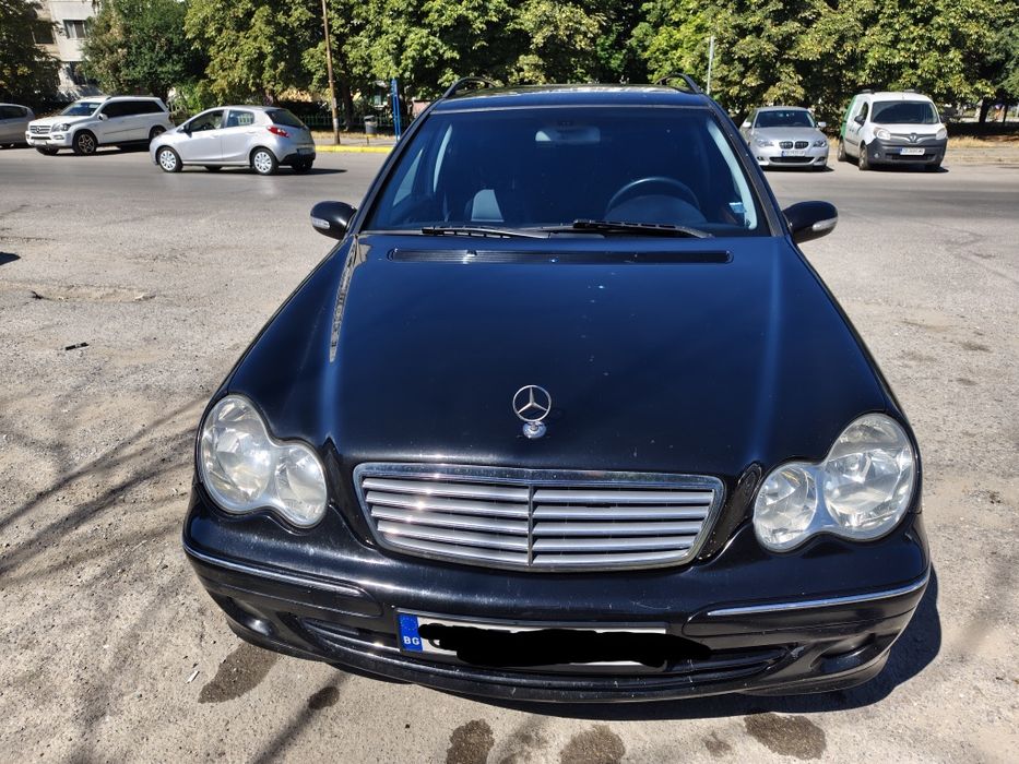 Продавам Мерцедес w203