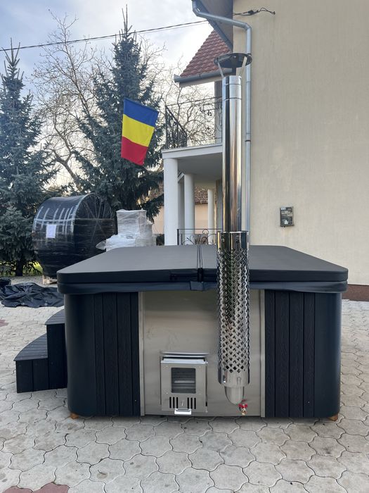 Ciubar patrat din fibra de sticla 2.2m x 2.2m