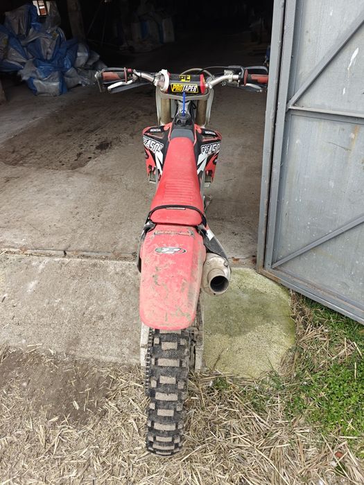 Honda CRF450R кросов в добро състояние