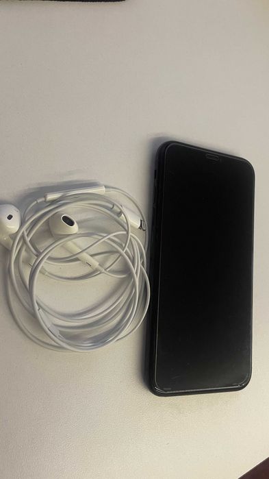 XR 64GB, Negru Impecabil