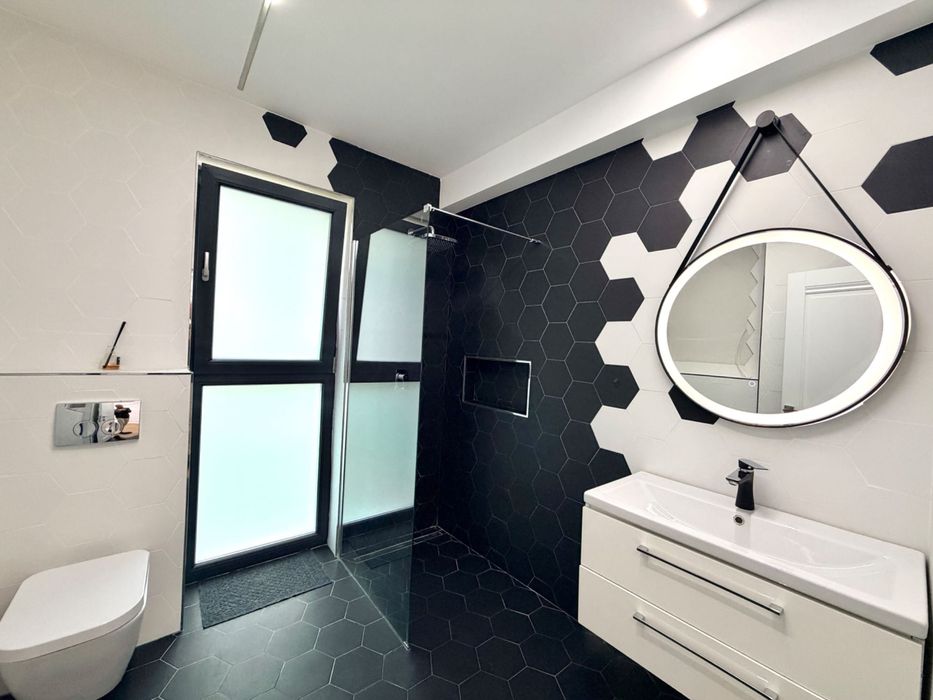 Apartament 4 camere, 3 bai, 2 locuri parcare, Cartier Albert, Ploiesti