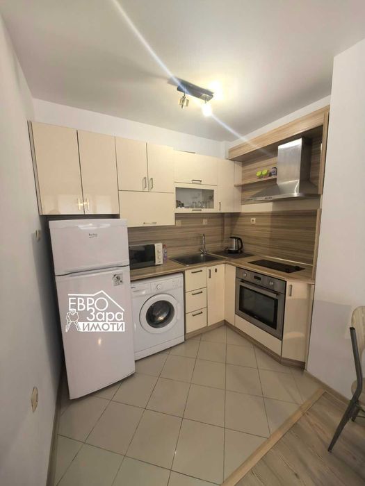 Двустаен апартамент под наем в района на V-то Основно Училище