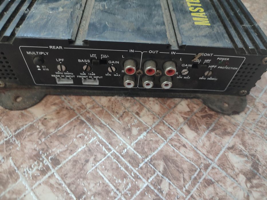 Продам саб 2 уселка 1000w и 4-100w