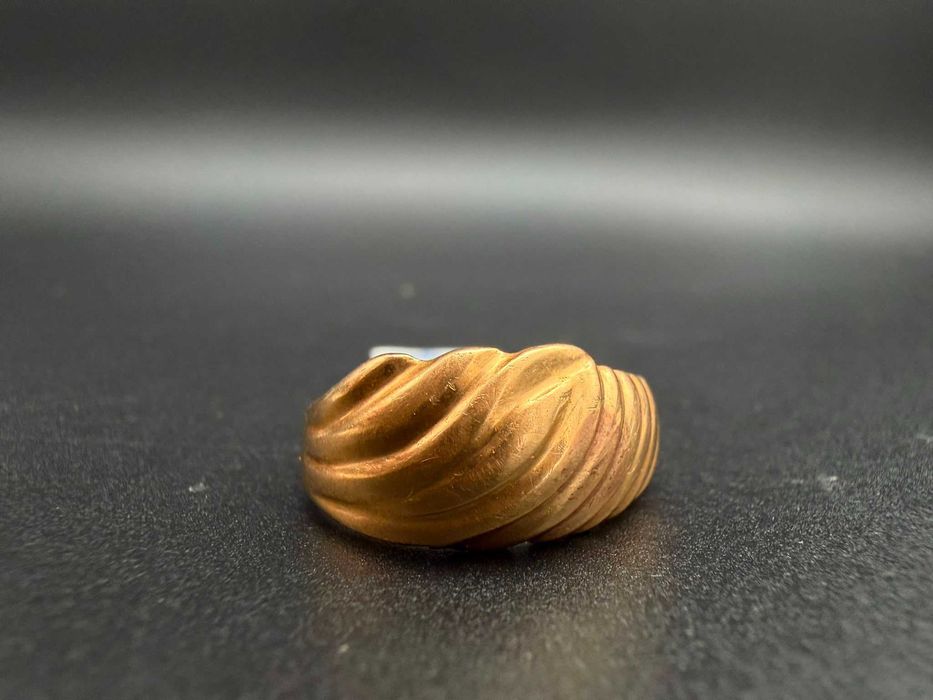Dracula Amanet: Inel de Aur, 4.15gr/18k.