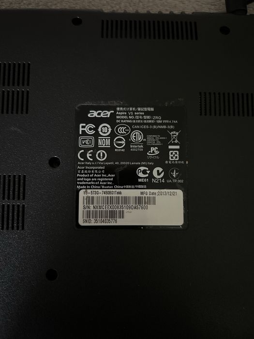 Acer Aspire V5 не се включва