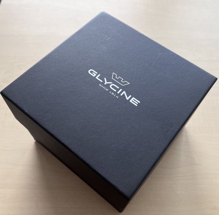Като НОВ Glycine Combat Sub  300m GL0337 36mm Кутия Документи