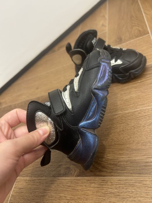 Кроссовки с флисом