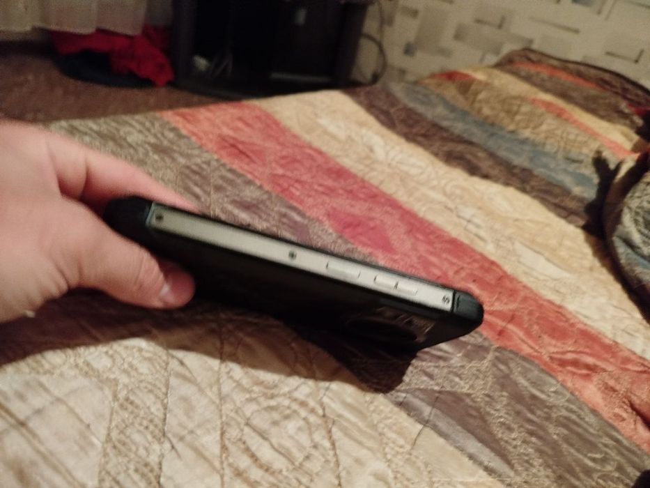 Продам телефон не дорого