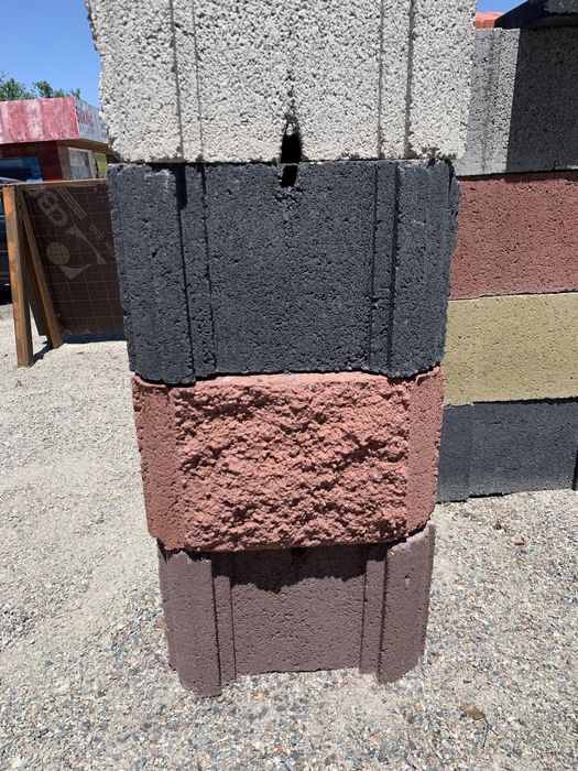 Колонны, тумбы. Сплитерные блоки 40х40 (39 на 39)