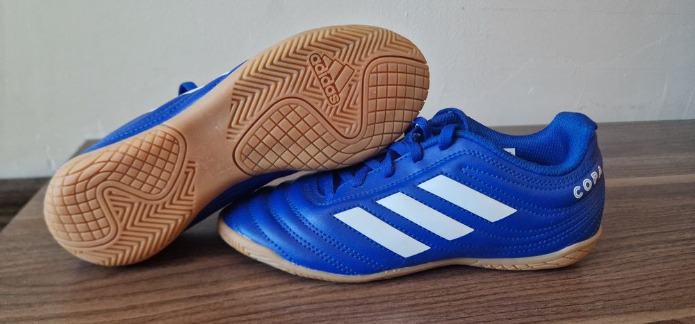 Детски футболни обувки Adidas Copa размер 34