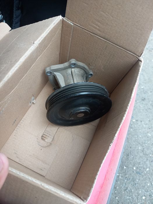 Помпа для авто спарк